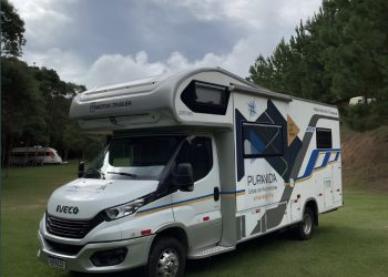 Elite - Parte externa